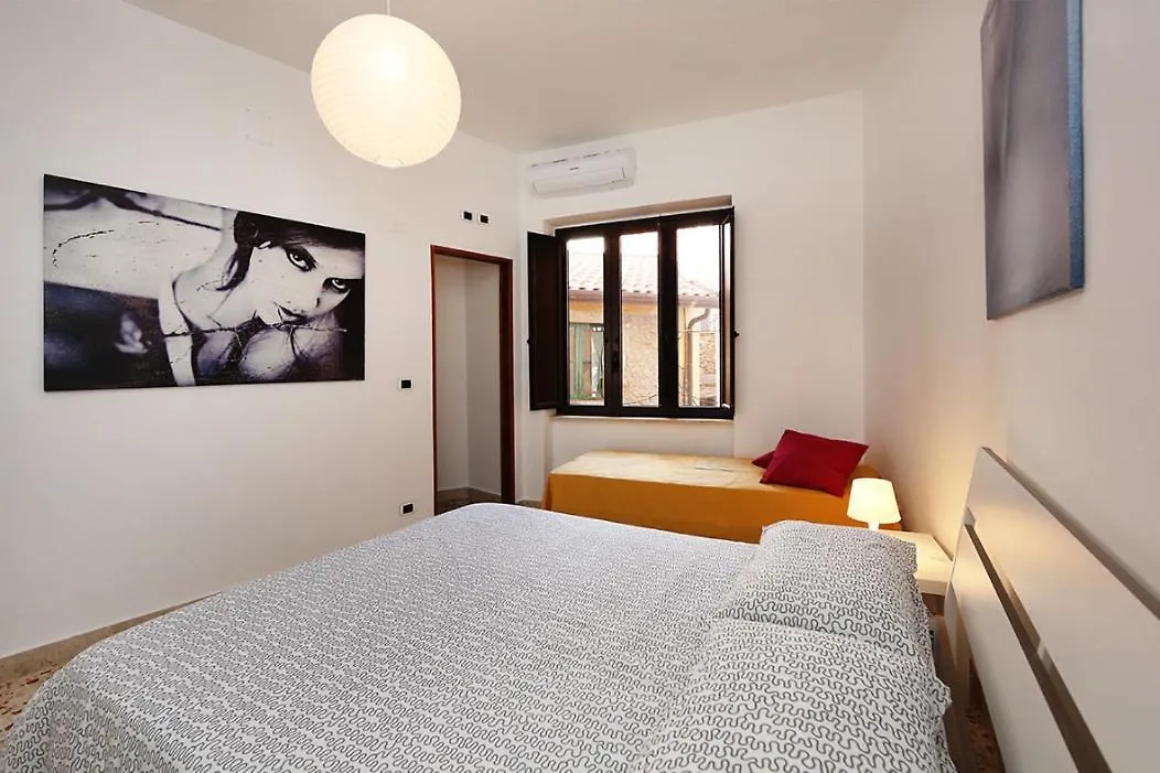 Casa Pirri Apartment Castelmola